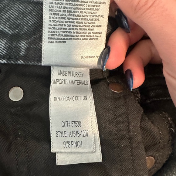 Agolde 90’s Pinch Waist in Black Tea - Picture 15 of 15